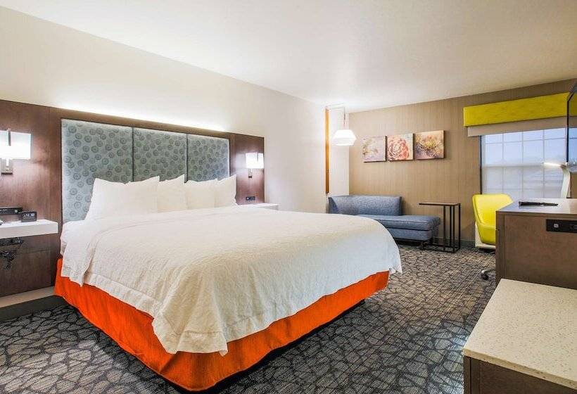 جناح, Hampton Inn Prescott