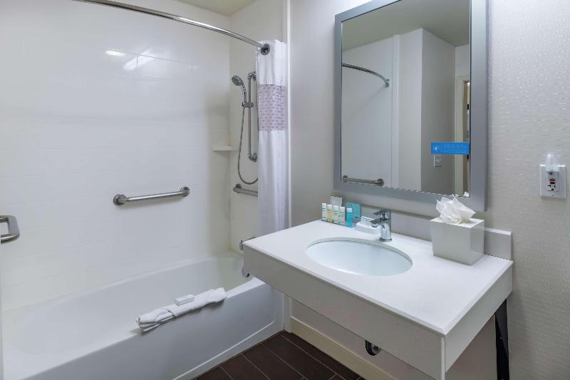 غرفة قياسية سرير كينج, Hampton Inn Salt Lake City Central