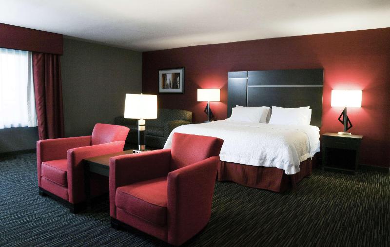 스탠다드 스튜디오 킹침대, Hampton Inn & Suites Temecula