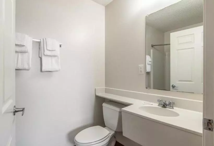 Standard-studio King-vuode, Hometowne Studios & Suites By Red Roof Charlotte Concord