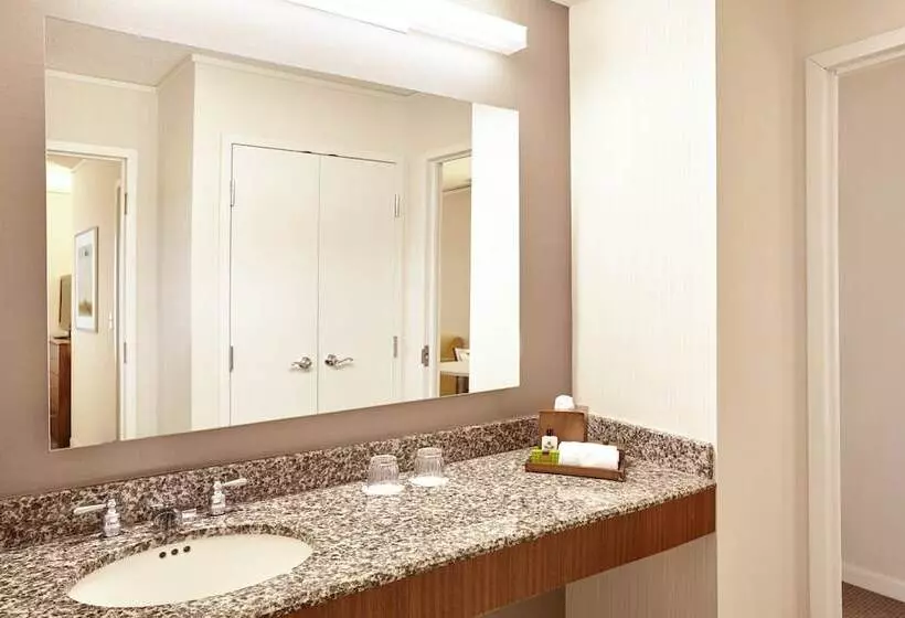 スイート, Intercontinental Suites Hotel Cleveland, An Ihg