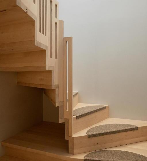 جناح دور أخير, Miramonti Boutique