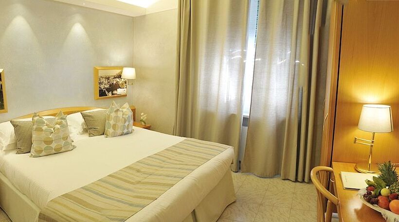 수피리어 트리플 룸, Monte Rosa