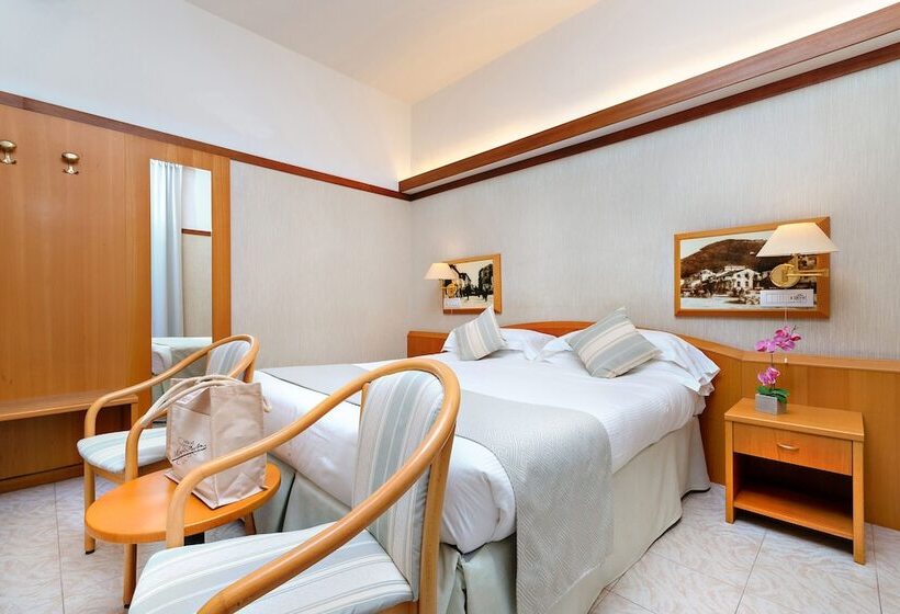 수피리어 트리플 룸, Monte Rosa