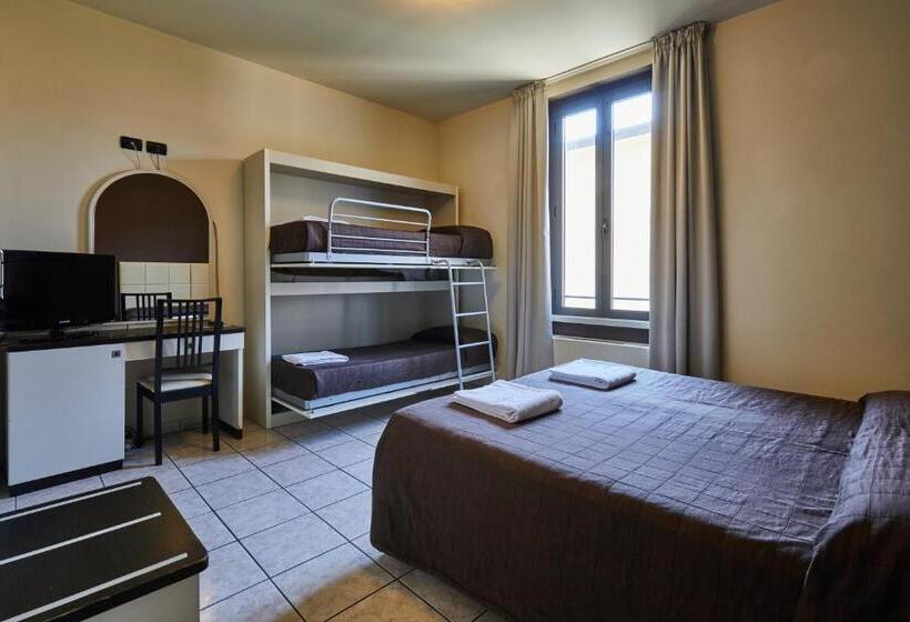 Семейный Номер, Montebello