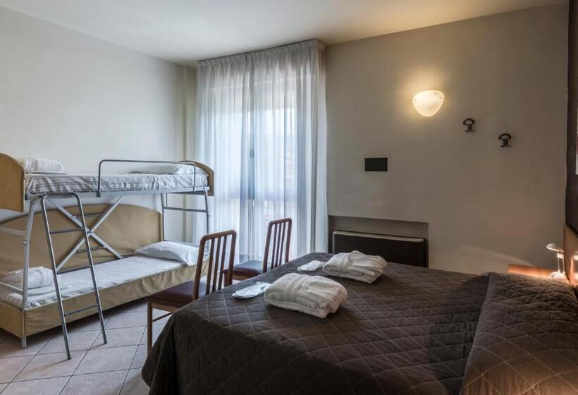 Семейный Номер, Montebello