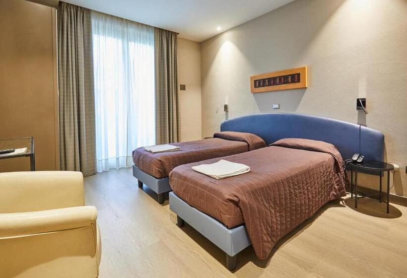 חדר דלוקס, Montebello