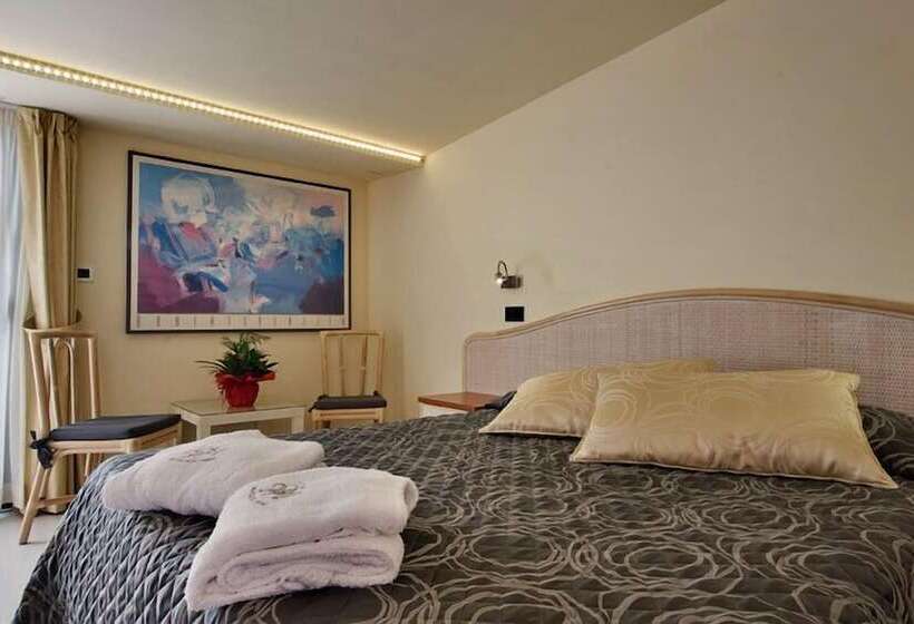 غرفة قياسية, Montebello