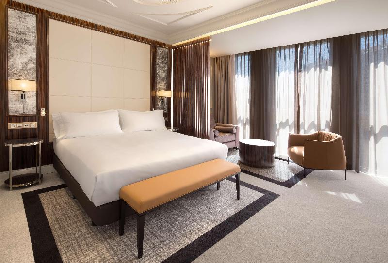 غرفة ديلوكس سرير كينج, Pear Tree Inn St. Louis Near Union Station