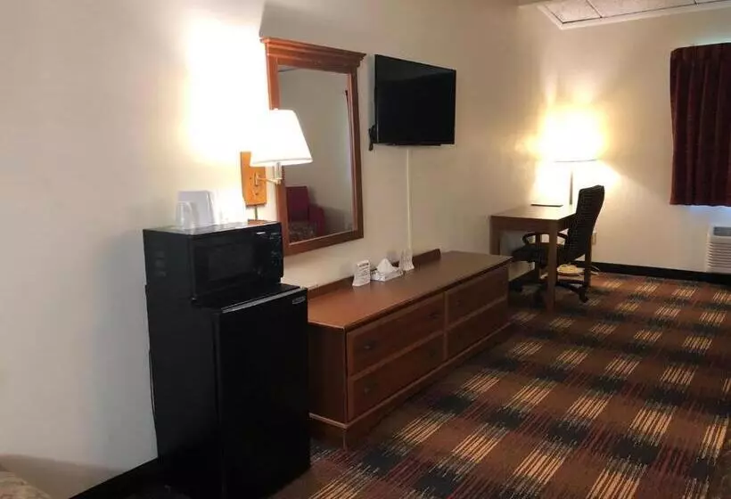اتاق استاندارد با 2 تخت دوبل, Red Carpet Inn Syracuse Airport
