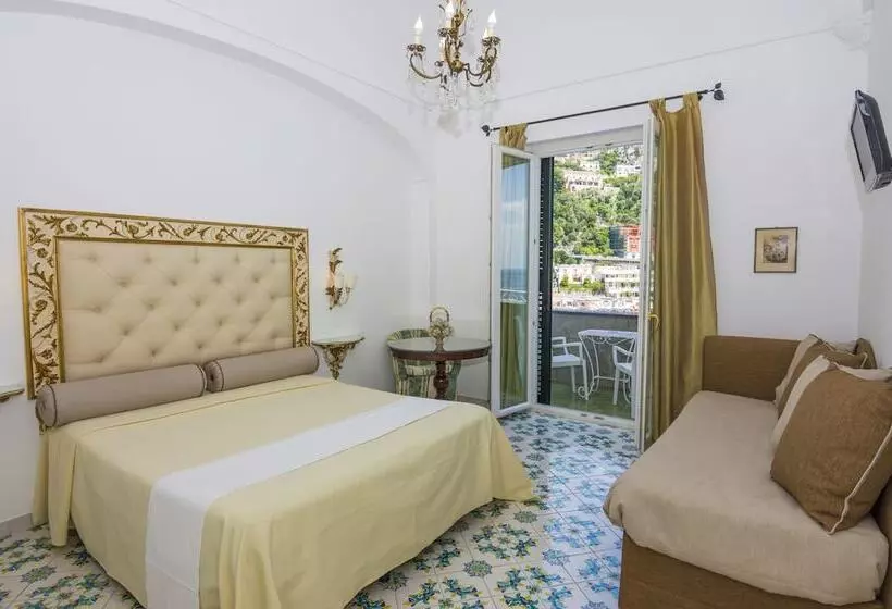 Triple Room Sea View, Reginella