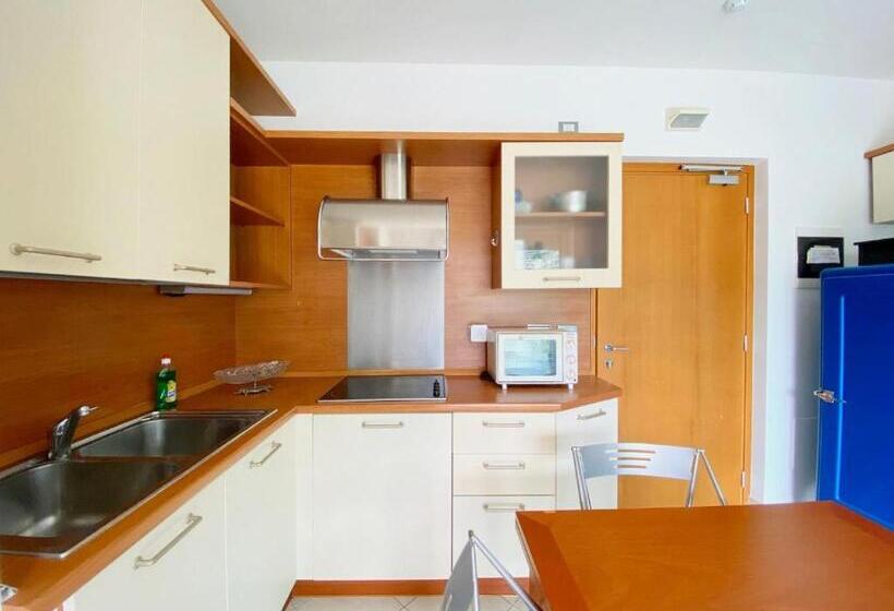 آپارتمان 1 خوابه با چشم‌انداز, Residence Modus Vivendi