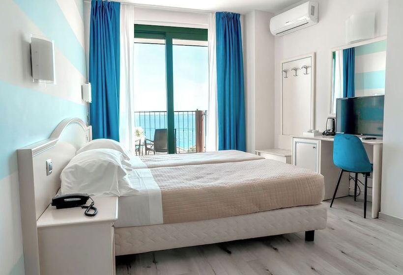 Superior room with lake view, Ahg Riva Del Sole Hotel   Adults Only
