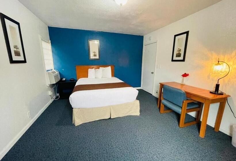 غرفة قياسية, Sparta Inn