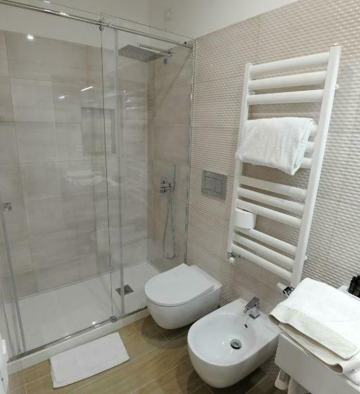 Standard Triple Room with Terrace, B&b La Dolce Vita