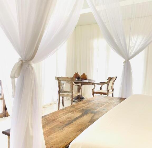 سوئیت با تخت بزرگ, Simba Wa Kale Suites & Beach