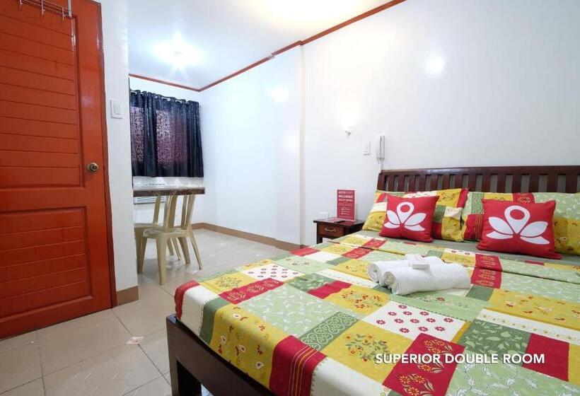 חדר סופריור, Georgina