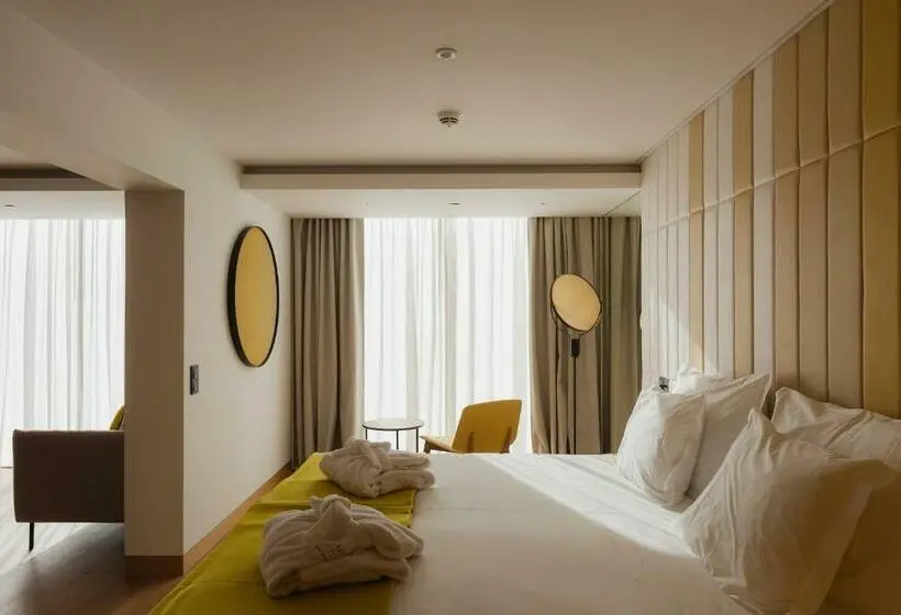 Suite Executiva, Lumen Hotel & The Lisbon Light Show