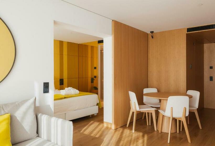 Suite Executiva, Lumen Hotel & The Lisbon Light Show