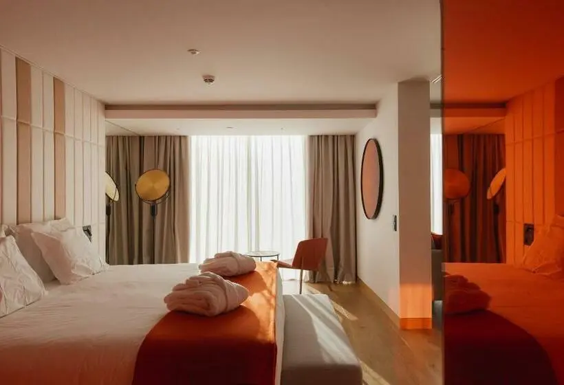 Suite Executiva, Lumen Hotel & The Lisbon Light Show