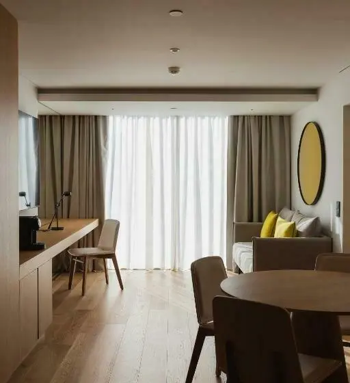 Suite Executiva, Lumen Hotel & The Lisbon Light Show