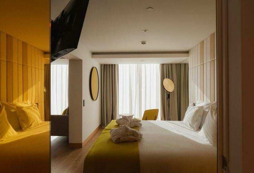 Suite Executiva, Lumen Hotel & The Lisbon Light Show