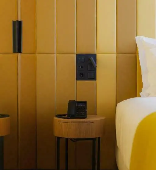 Suite Familiar, Lumen Hotel & The Lisbon Light Show