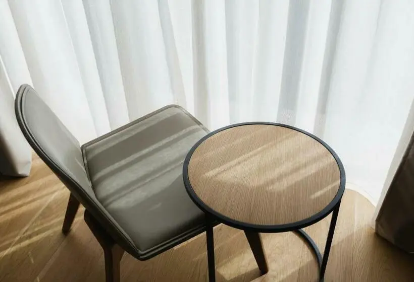 Quarto standart comunicado, Lumen Hotel & The Lisbon Light Show
