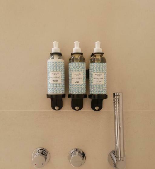 اتاق استاندارد تودرتو, Lumen Hotel & The Lisbon Light Show