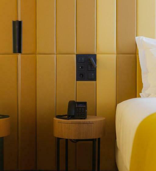 اتاق استاندارد تودرتو, Lumen Hotel & The Lisbon Light Show