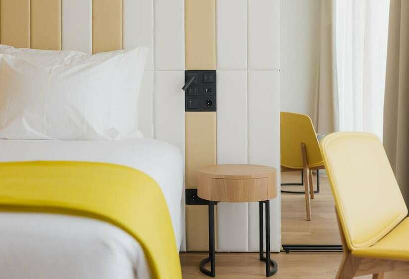 اتاق استاندارد تودرتو, Lumen Hotel & The Lisbon Light Show