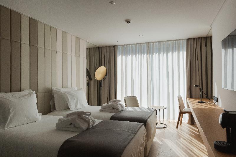 سوییت اجرایی, Lumen Hotel & The Lisbon Light Show