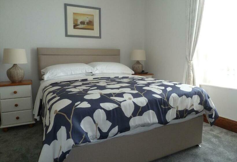 스탠다드 룸, Bron Aber