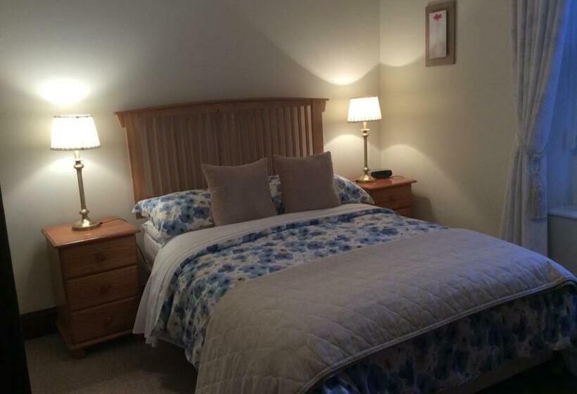 스탠다드 룸, Bron Aber