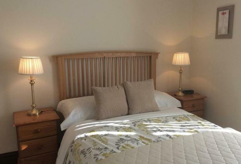 스탠다드 룸, Bron Aber