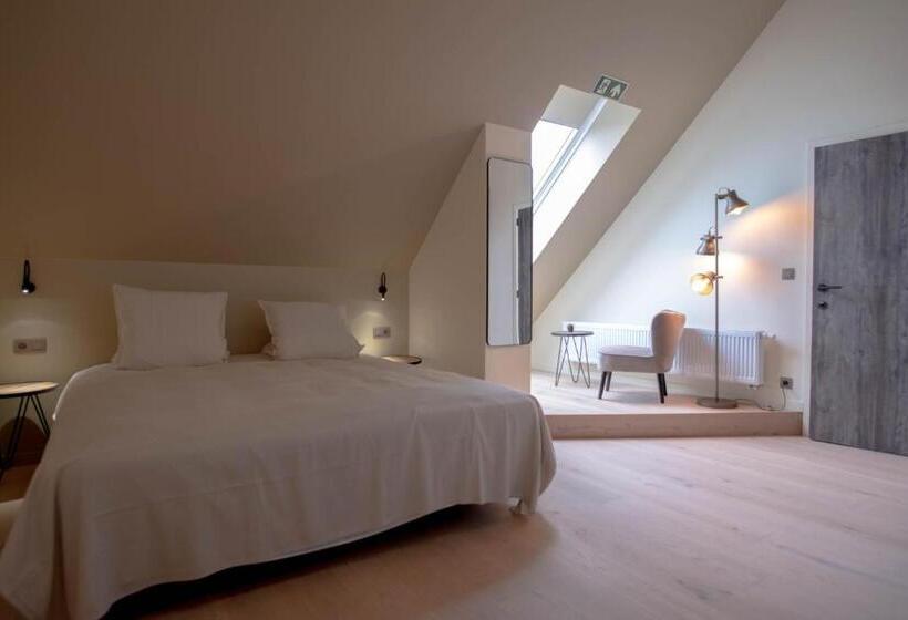 标准间, ‘t Ponton