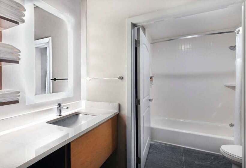 Люкс, Staybridge Suites Waco South   Woodway, An Ihg