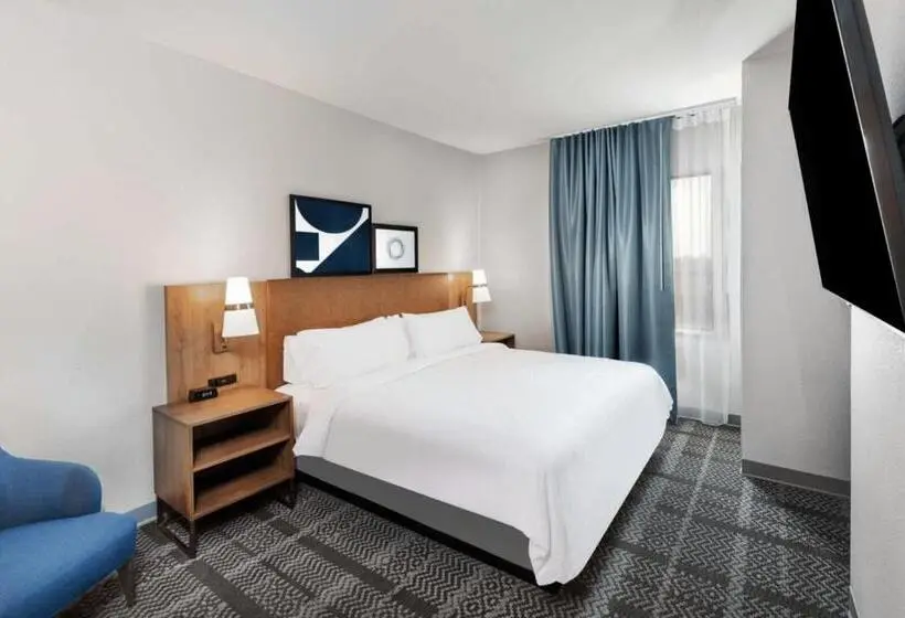 身障者適用キングサイズベッドルーム, Staybridge Suites Waco South   Woodway, An Ihg