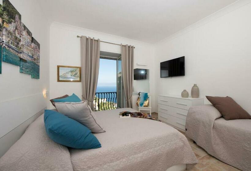 Номер Deluxe Вид на Море с Балконом, Amalfi Casamia B&b