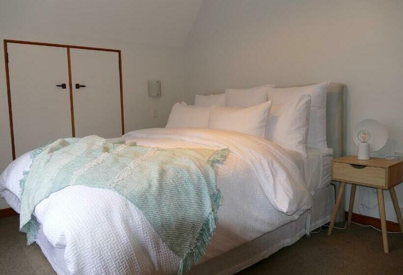 חדר דחוקס עם מיטת קינג, Number41 Bed + Breakfast