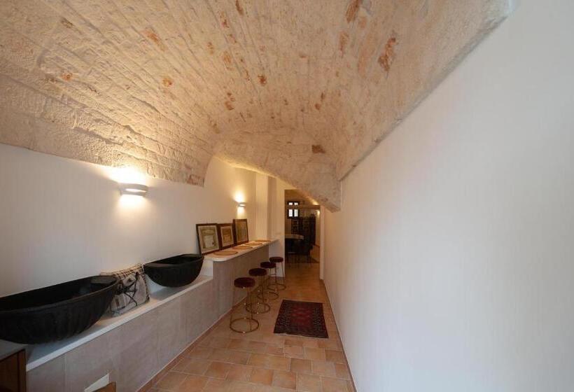 Студия Стандарт, Palazzo Agrusti   Residenza D Epoca