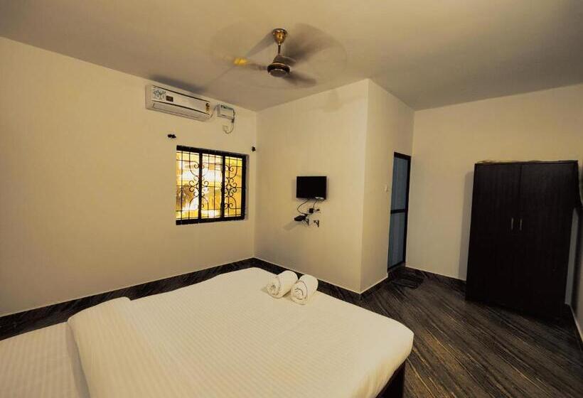 חדר סטנדרט לארבעה נוף לים, Innovation Inn