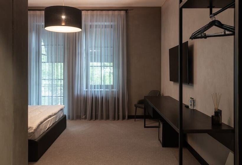 اتاق استاندارد, Brik