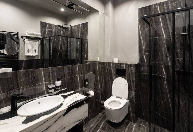 اتاق استاندارد, Brik