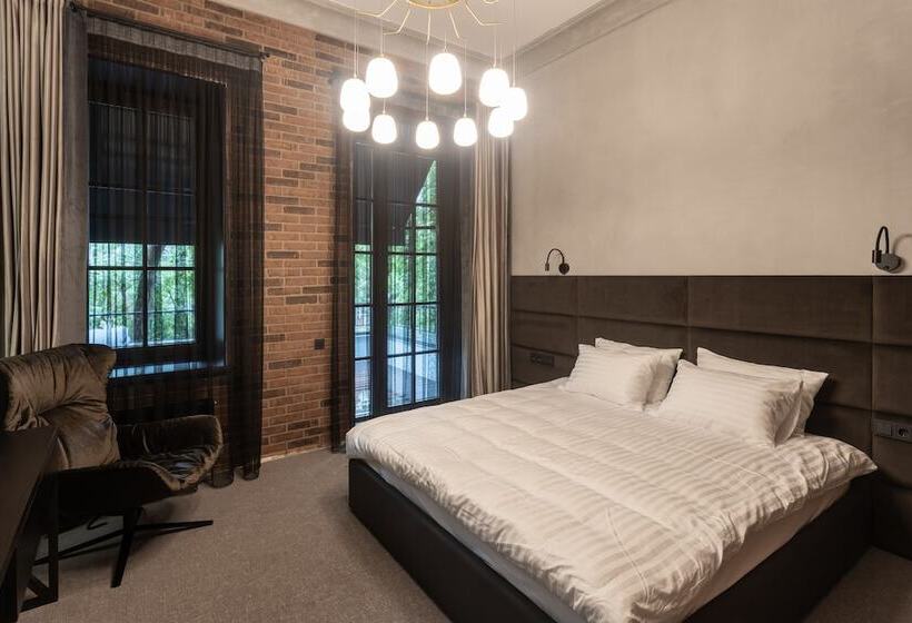 اتاق استاندارد, Brik