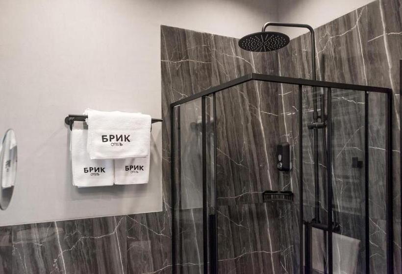 اتاق استاندارد, Brik