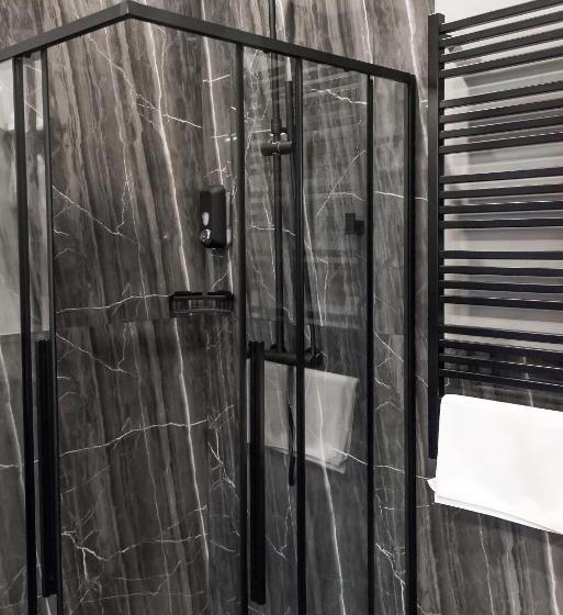 اتاق استاندارد, Brik