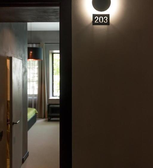 اتاق استاندارد با تراس, Brik