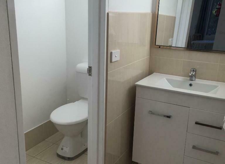 חדר משפחתי, Forster And Wallis Lake Motel