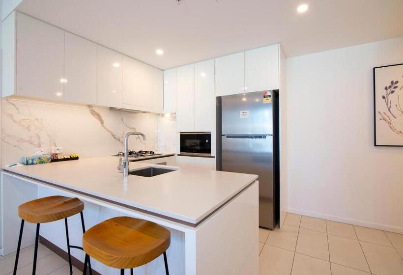 2 Bedrooms Apartment City View, Hope Street Apartments By Cllix